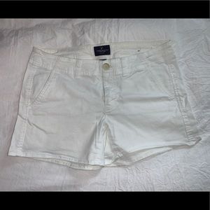 American eagle white twill shorts